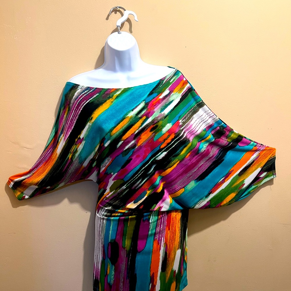Multi color diagonal stripe, tunic top, dole man sleeve, ruched waist,